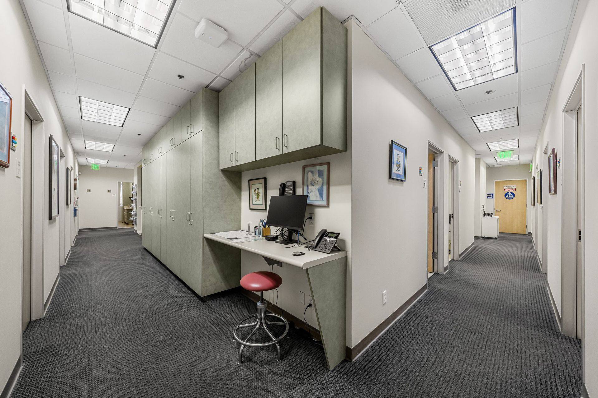 Clinical corridor, nurse station