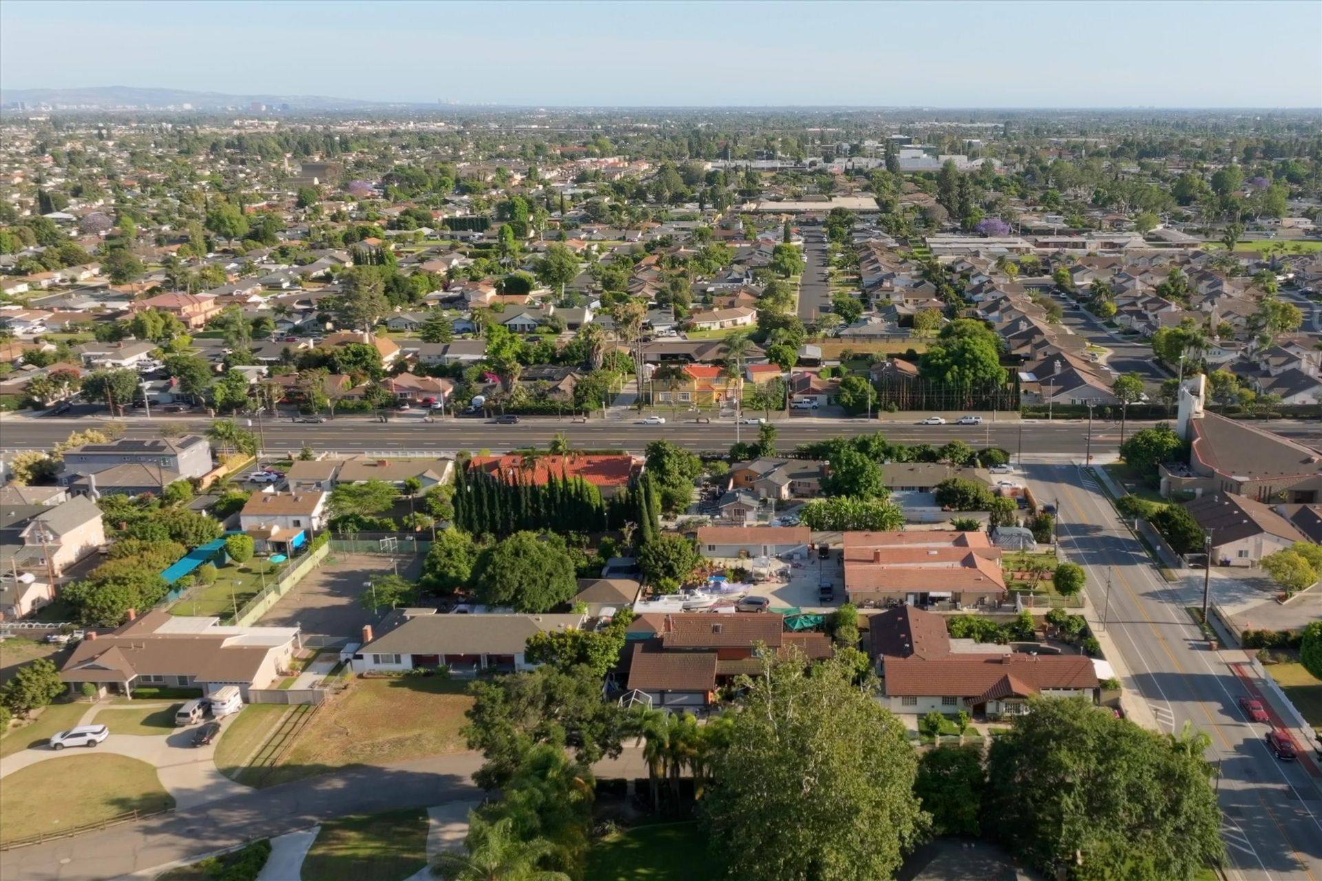 Aerial, the neighborhood