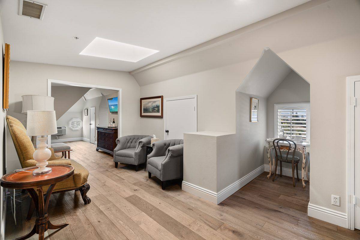 Suite lounge and skylight